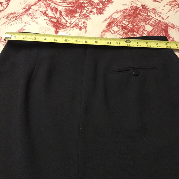 Iris Singer Collection Black NWT Straight Skirt Size 12 - Picture 7 of 9